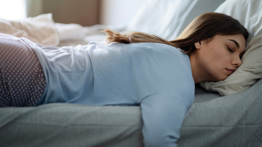 Kann ausreichender erholsamer Schlaf in jungen Jahren, der für eine adäquate Immunfunktion erforderlich ist, womöglich einer MS vorbeugen? 